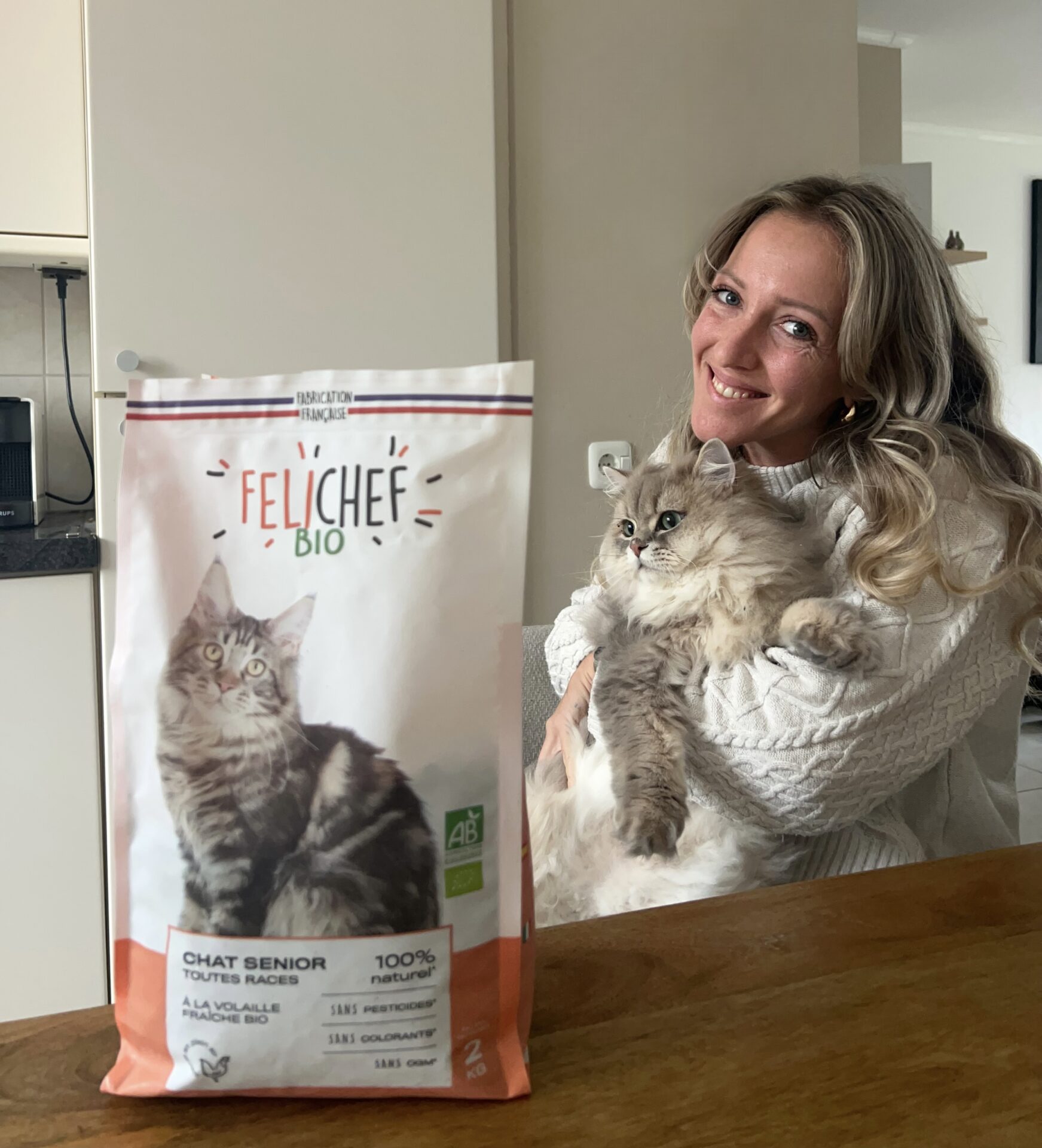Foto kat senior natuurlijke voeding biologisch Natuurlijk kattenvoer
