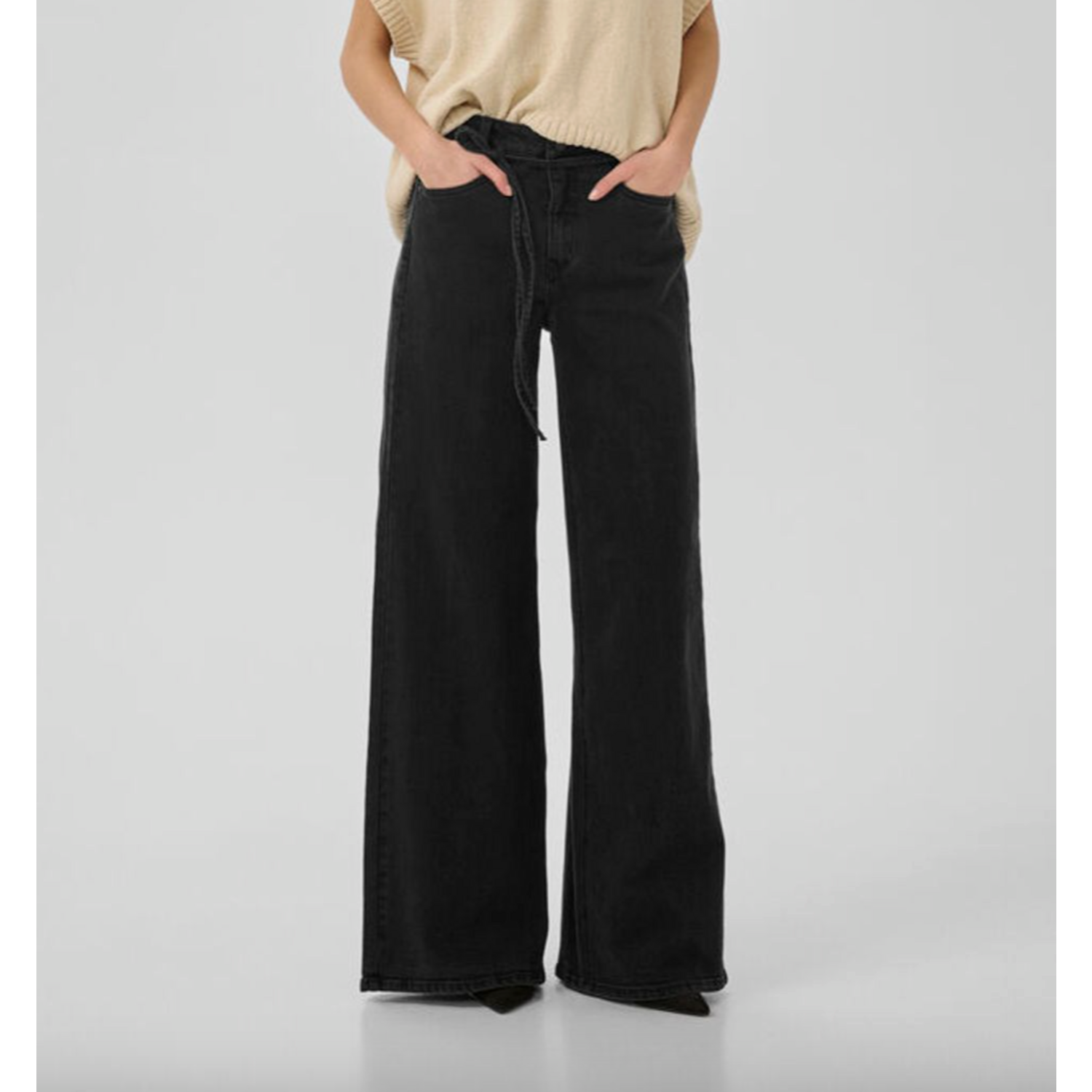 My Essential Wardrobe Karo Mid X-Wide Jeans Dark Grey Wash - Afbeelding 4