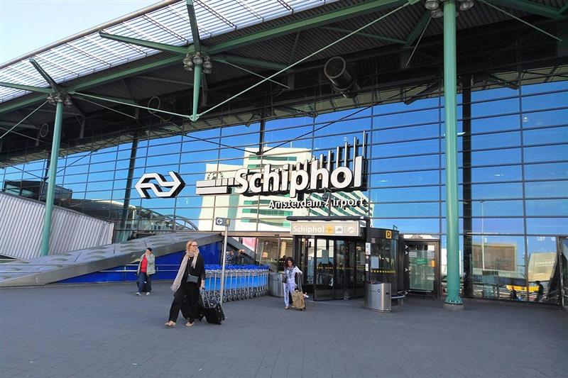 De Intelligent Platform Bar: Onderzoek op station Schiphol Airport