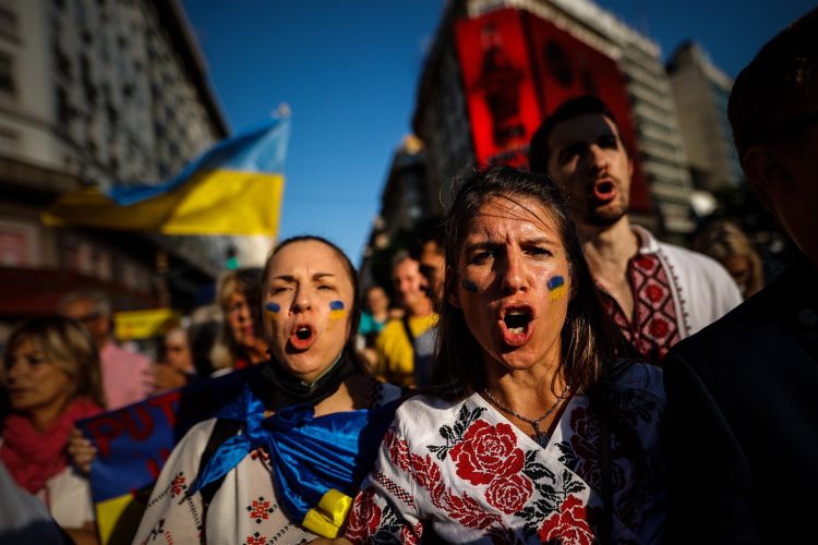 Nederlanders maken zich grote zorgen om oorlog in Oekraïne