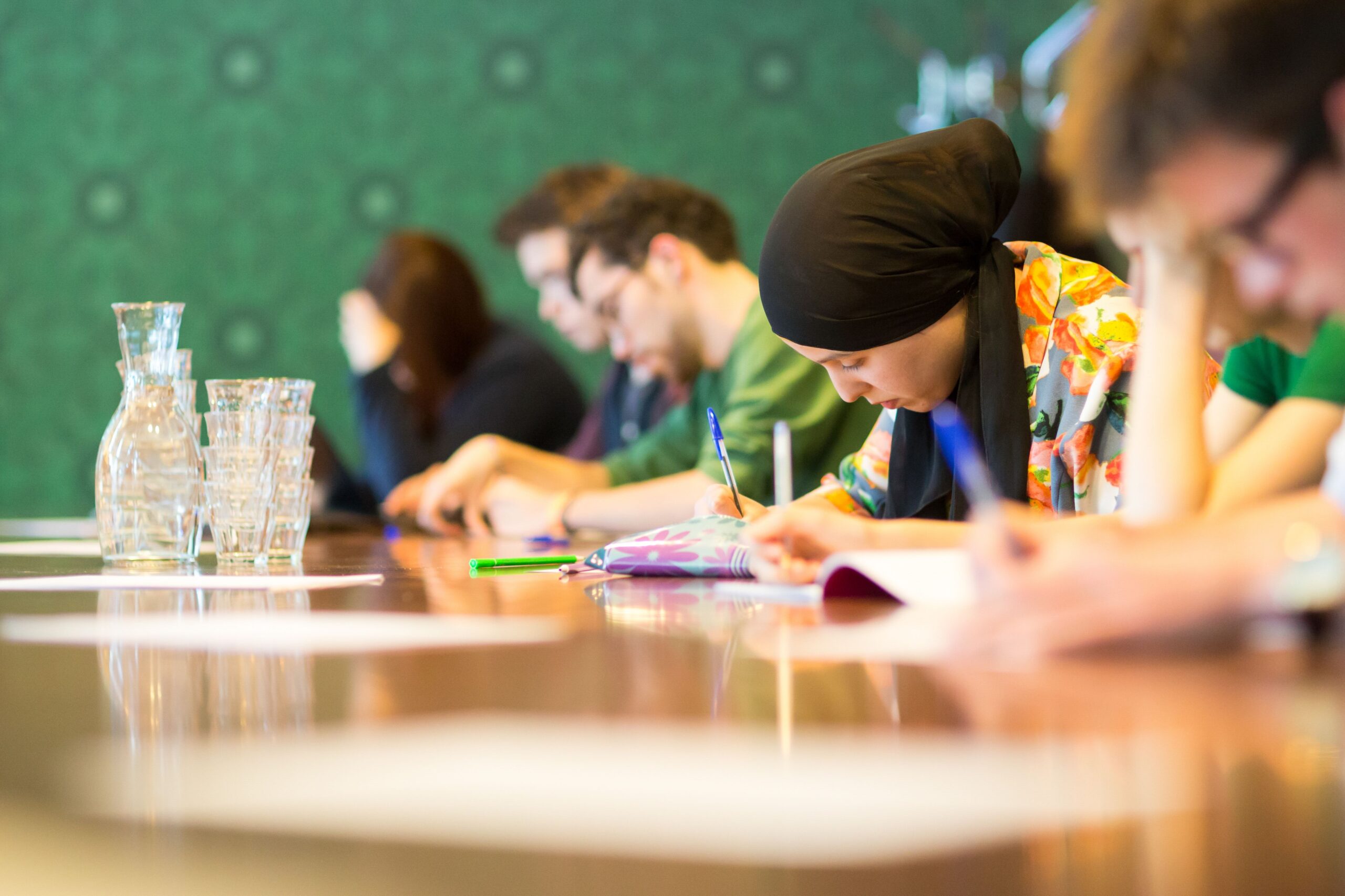 Eén op zes meisjes ervaart ongewenst seksueel gedrag op school