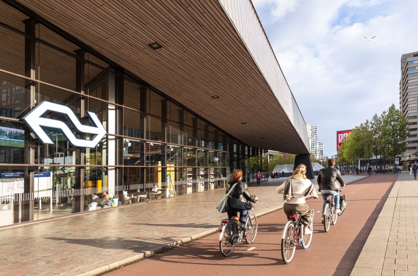 Landelijk Reizigersonderzoek 2024: meer auto, minder fiets en ov