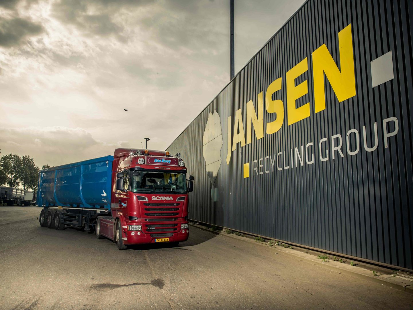 Truck (Bas Kooy) by Jansen Recycling Group