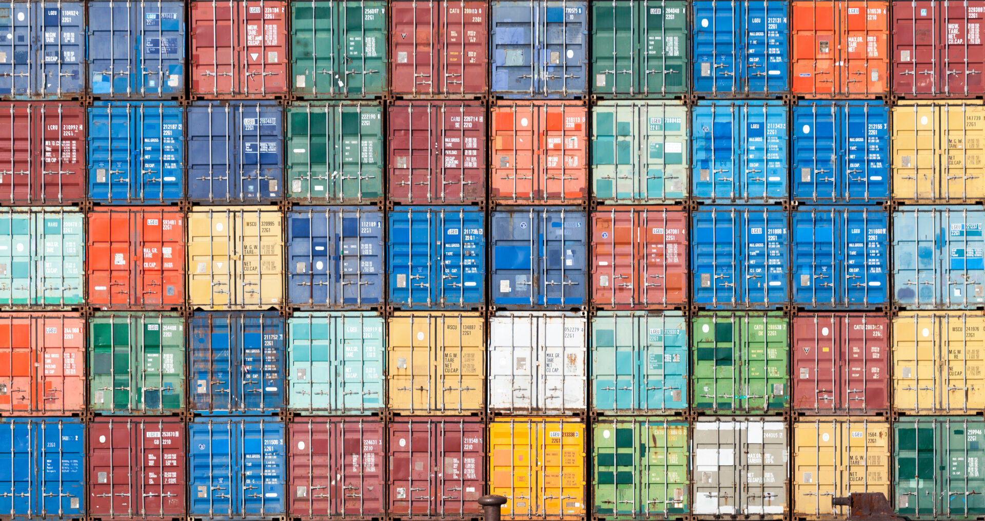 Containers importeren metaal