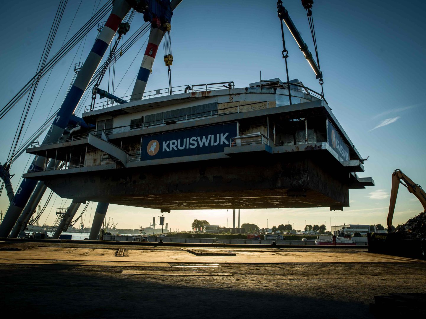 Pier van Scheveningen recyclen