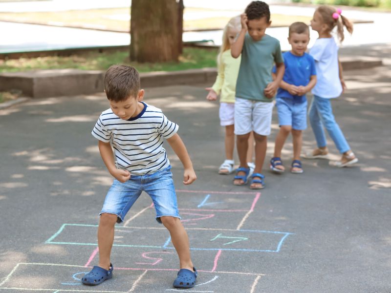 Deel jouw budgetvriendelijke spelideeën voor het jeugdwerk met ons