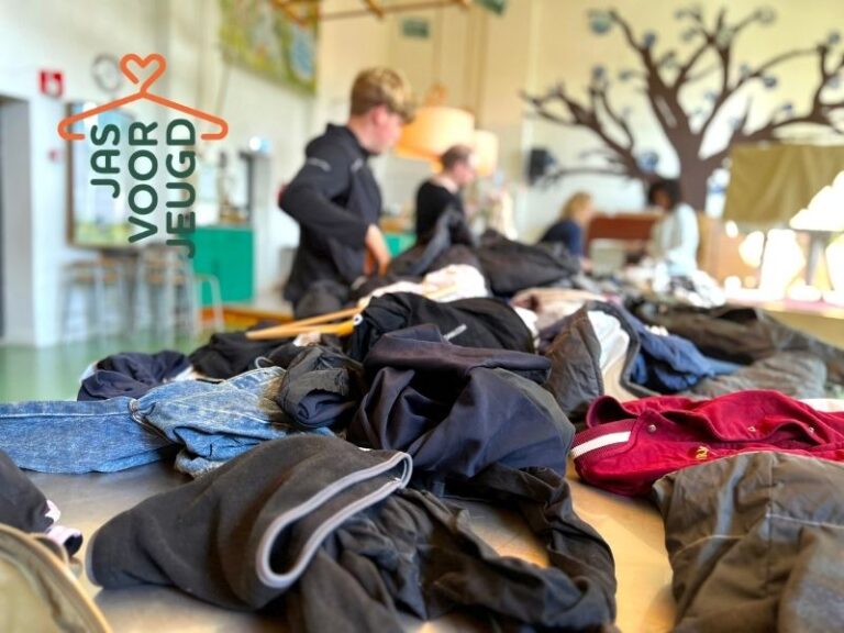 Jas voor Jeugd: van gevonden voorwerp tot tweede kans