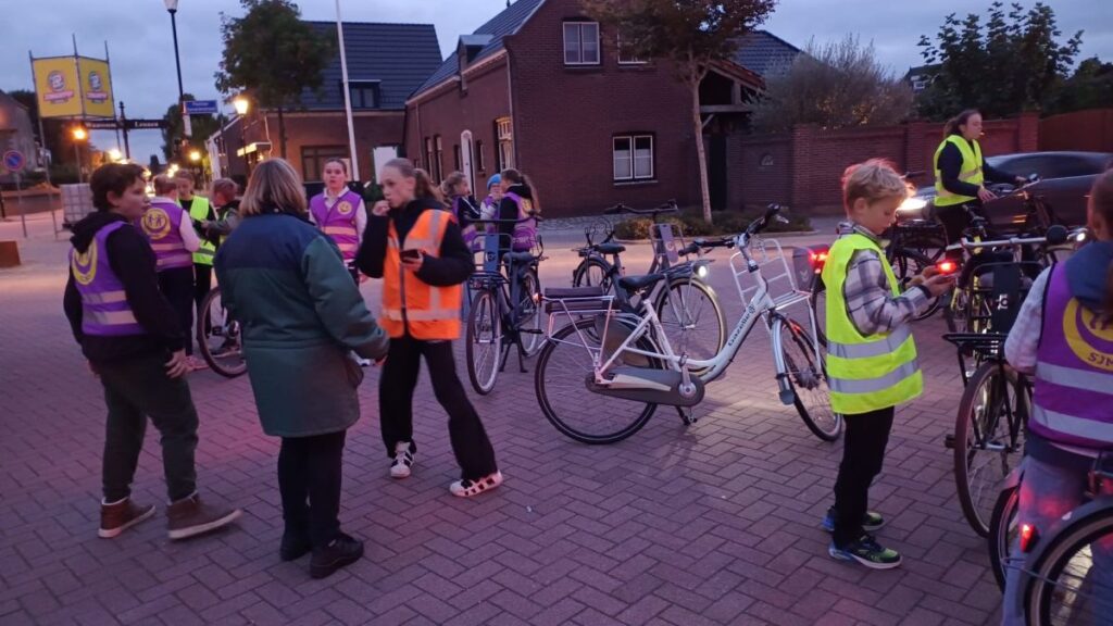 sjmo oirlo fietsexpeditievlag