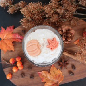 knusse-sfeerkaars-met-herfstgeur-en-cozy-vibes-handgemaakt-in-nederland-met-liefde-en-sojawas