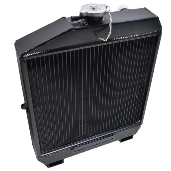 Radiator Hinomoto E222, E1802, E1804, E2002, E2004, E2304, E2304 Hinomoto E: E222 E1802 E1804 E2002 E2004 E2302 E2304 Dimensions: Width: 355mm Height: 460mm (without the filler cap) Thickness: 74mm Connection at the top: 28mm Connection at the bottom: 28mm