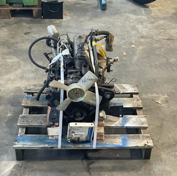 Iseki CA700 HL1400 motor Specificaties: Diesel 3 cilinders 649 cc