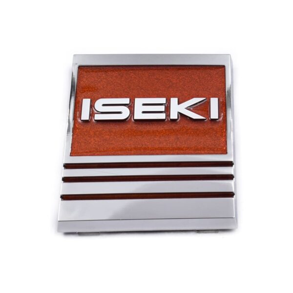 Grill mit Iseki-Emblem