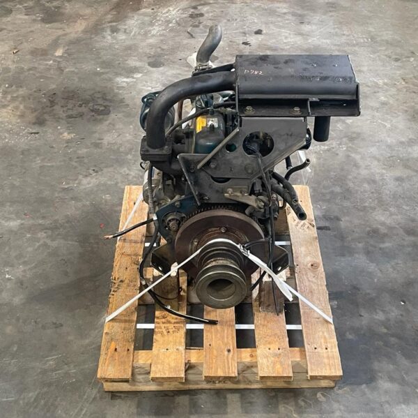 Kubota D782 motor Specificaties: Diesel 3 cilinders 1006 cc 22 pk