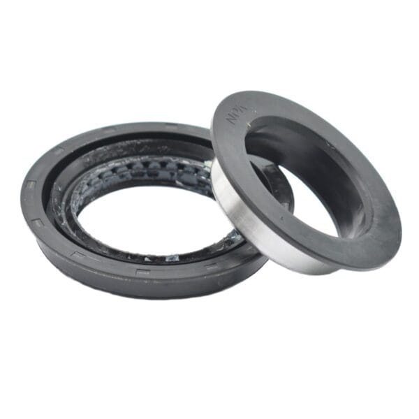 Keerring achteras Iseki Sial Hunter TH16 TH18 TH20 TM15 TM17 TM3200 TM3215 TM3240 TM3245 TM3265 48x80x18 mm oliekeerring rubberkeerring olieafdichting afdichtingsrubber achteraskeerring achterasoliekeerring achterbrugkeerring achterbrugoliekeerring steekaskeerring steekasoliekeerring trompetkeerring trompetoliekeerring