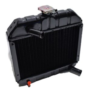 Radiateur radiator koeler Kubota B6000 ZB6000 zennoh minitractor mini-tractor koelsysteem cooling Zen-Noh onderhoud lekkage lekke water koeling