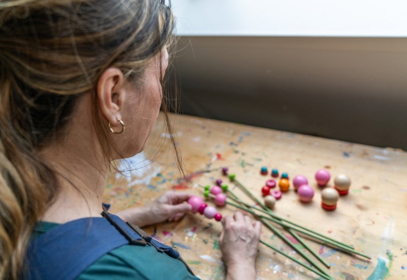 bloemen van hout over xposies